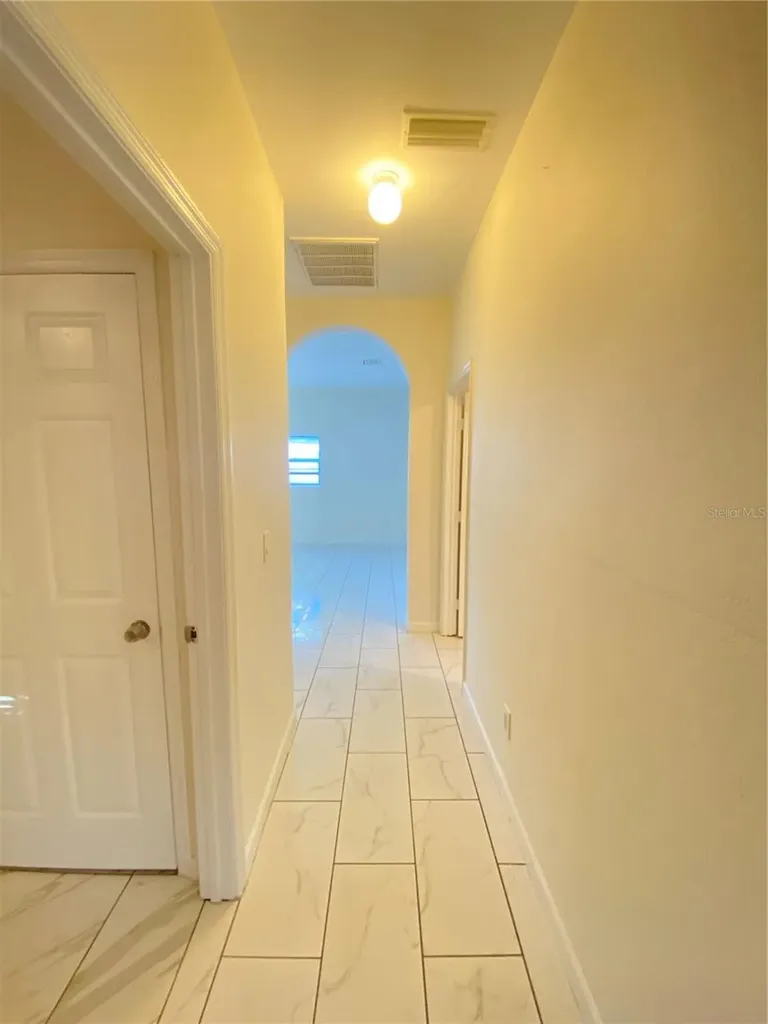4721 14th Avenue S St Petersburg FL 33711