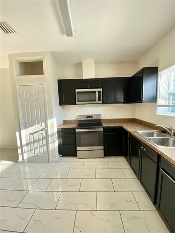 4721 14th Avenue S St Petersburg FL 33711
