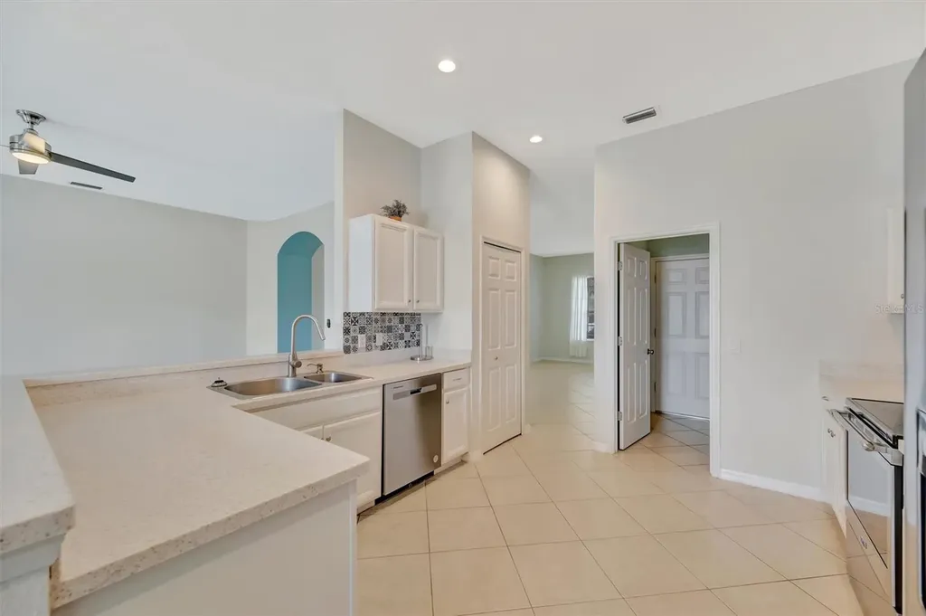 4802 Bookelia Circle Bradenton FL 34203