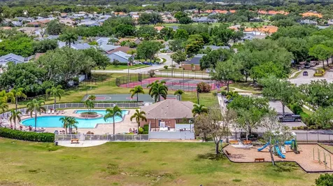 4802 Bookelia Circle Bradenton FL 34203