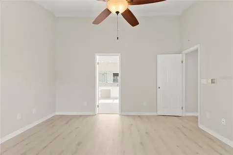 3110 W Villa Rosa Street Tampa FL 33611