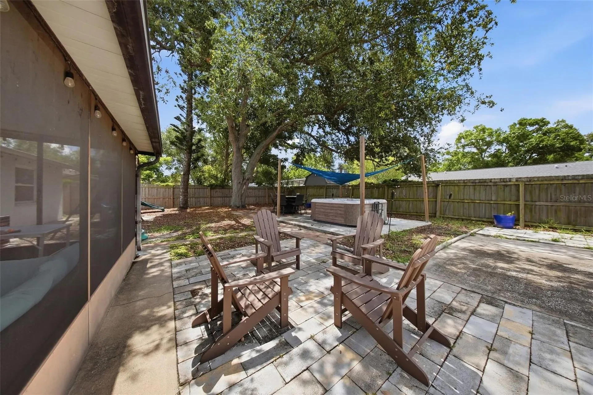 7976 Shadow Run Drive Largo FL 33773
