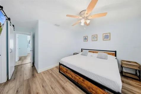 7976 Shadow Run Drive Largo FL 33773