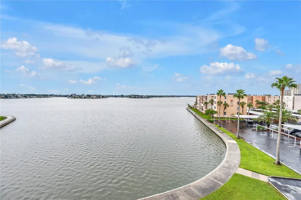 7700 Sun Island Drive S South Pasadena FL 33707