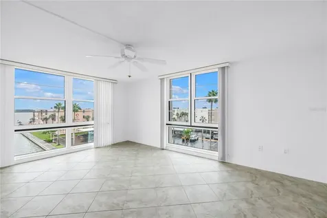 7700 Sun Island Drive S South Pasadena FL 33707