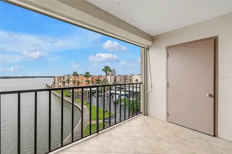7700 Sun Island Drive S South Pasadena FL 33707