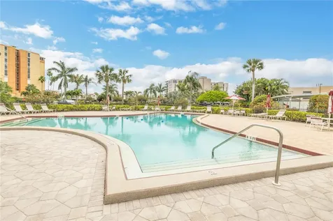 7700 Sun Island Drive S South Pasadena FL 33707