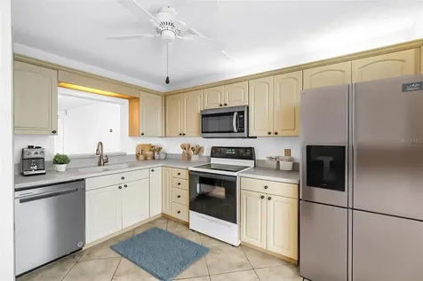 7700 Sun Island Drive S South Pasadena FL 33707