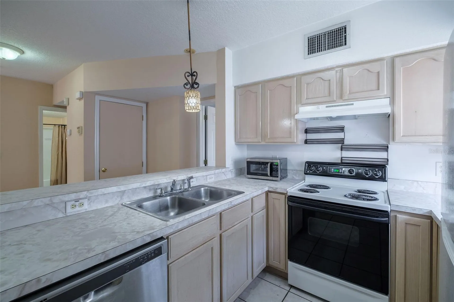 2805 E Washington Street Orlando FL 32803
