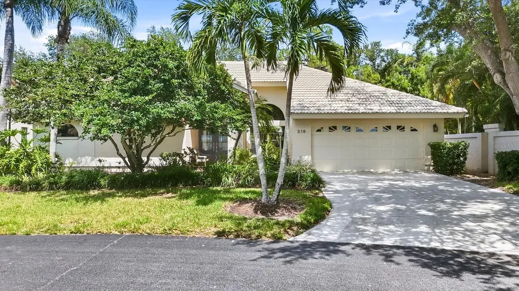 216 Carriage House Lane Nokomis FL 34275