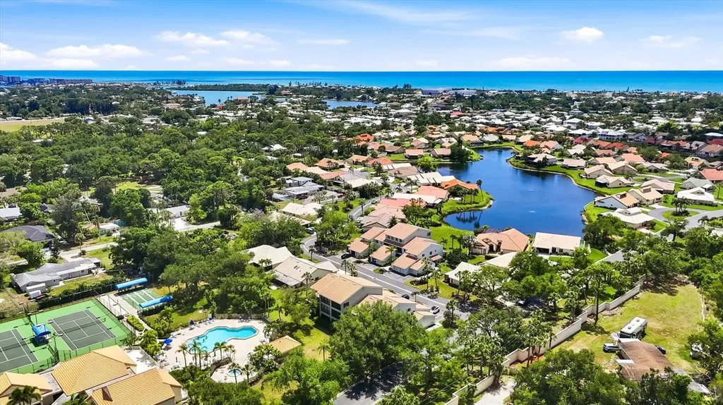 216 Carriage House Lane Nokomis FL 34275