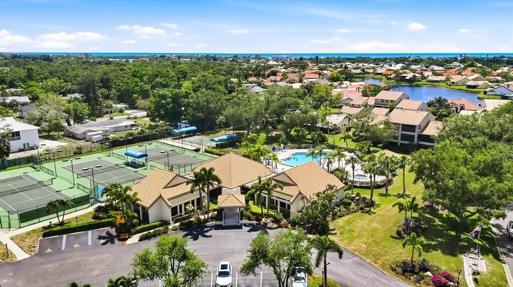 216 Carriage House Lane Nokomis FL 34275