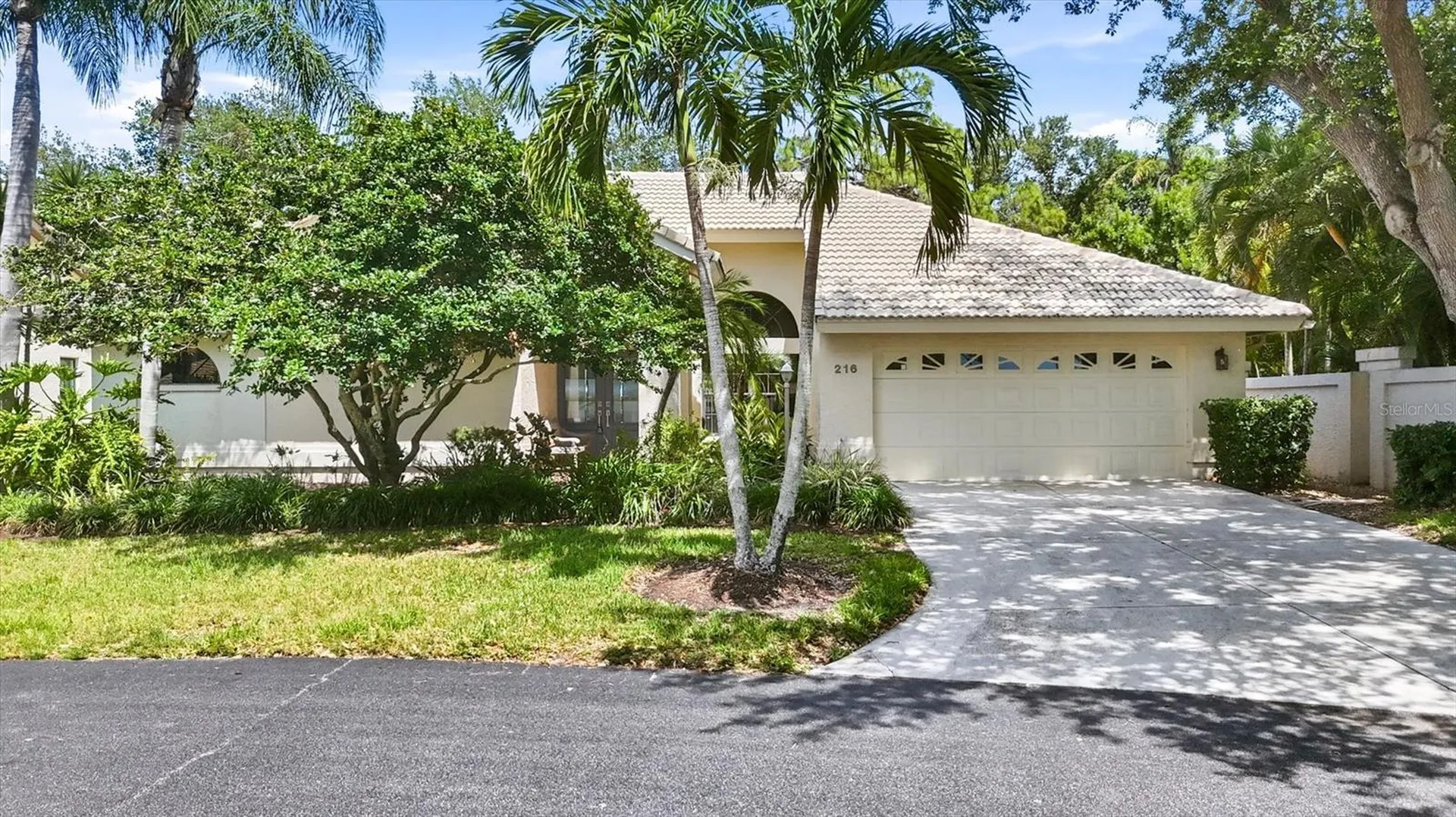 216 Carriage House Lane Nokomis FL 34275