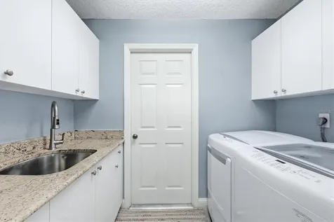 216 Carriage House Lane Nokomis FL 34275