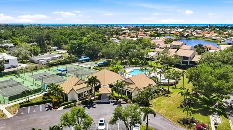 216 Carriage House Lane Nokomis FL 34275
