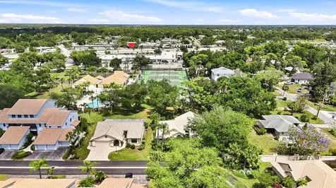 216 Carriage House Lane Nokomis FL 34275