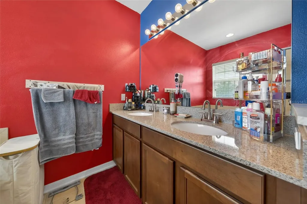 9118 Shepton Street Orlando FL 32825