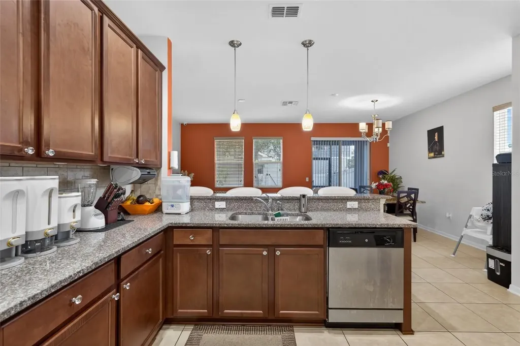 9118 Shepton Street Orlando FL 32825