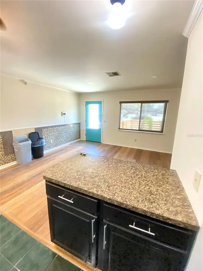 2501 18th Avenue S St Petersburg FL 33712