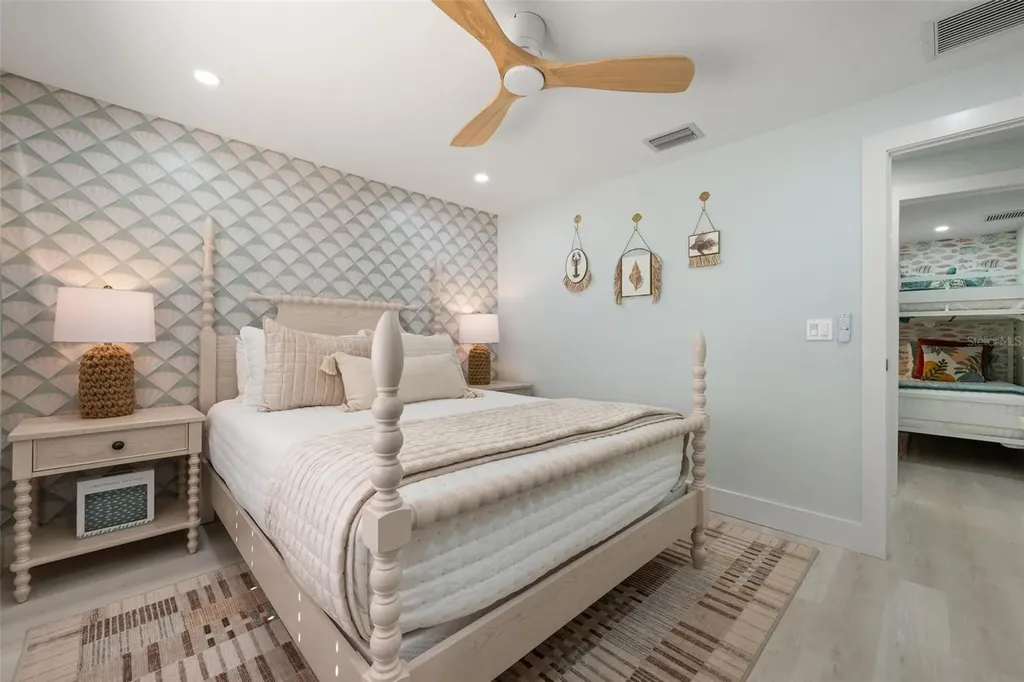 118 9th Street N Bradenton Beach FL 34217