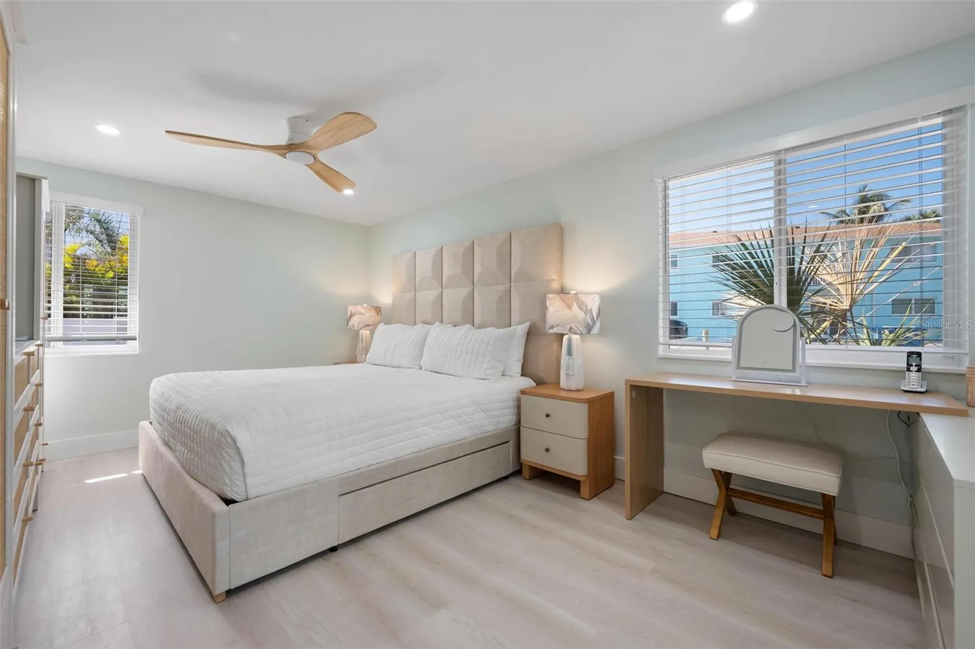 118 9th Street N Bradenton Beach FL 34217