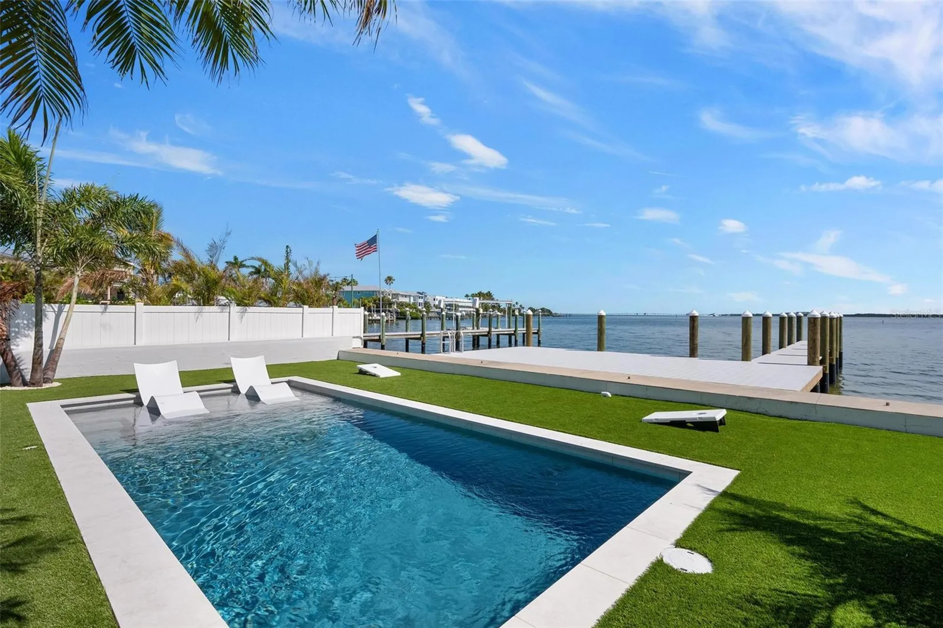 118 9th Street N Bradenton Beach FL 34217
