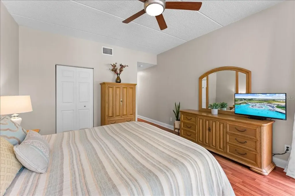 10 Shamrock Way Oldsmar FL 34677