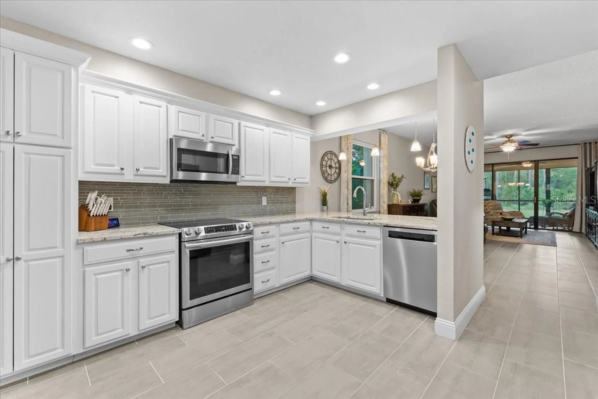 10 Shamrock Way Oldsmar FL 34677