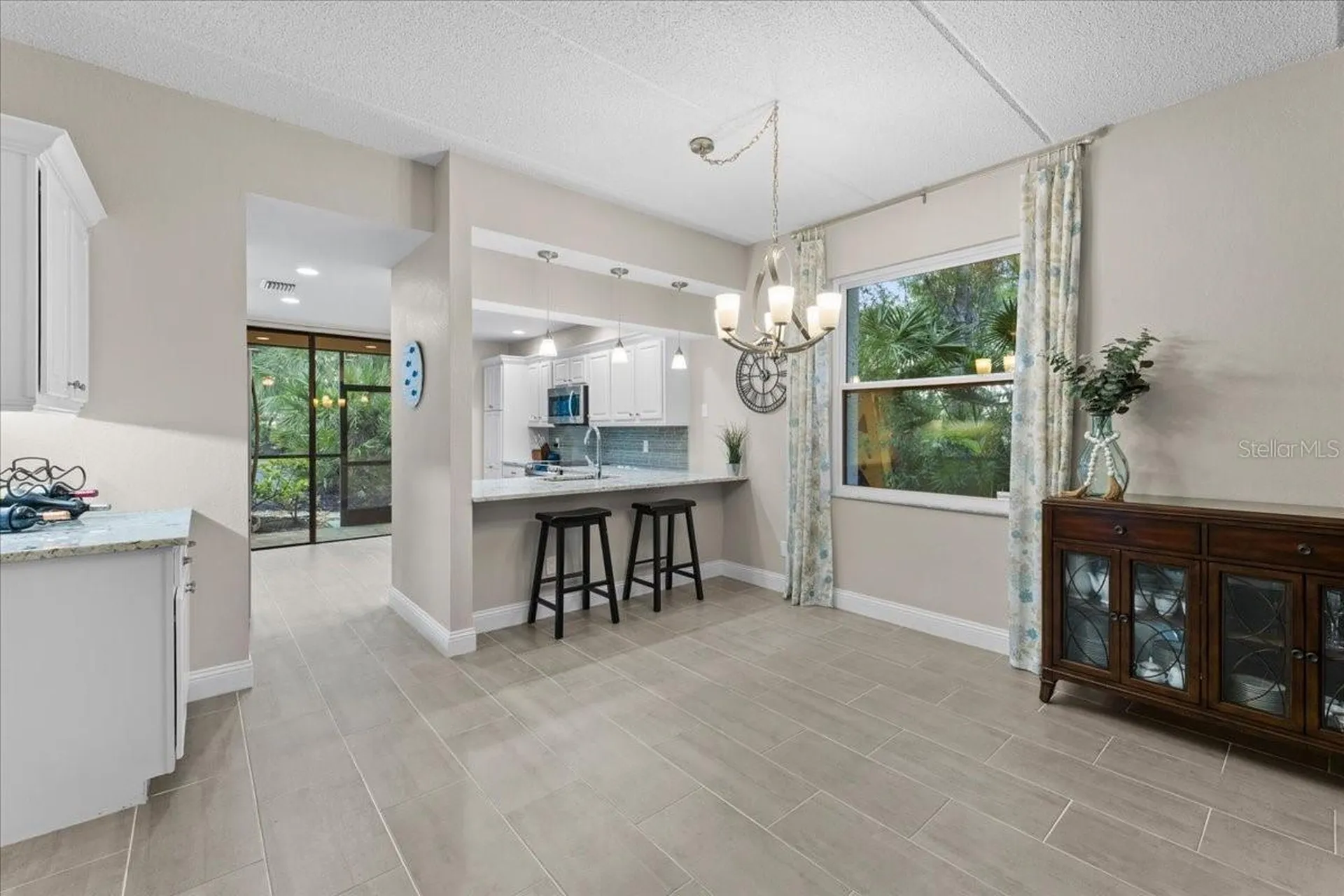 10 Shamrock Way Oldsmar FL 34677
