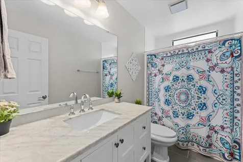10 Shamrock Way Oldsmar FL 34677