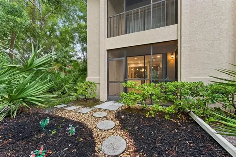 10 Shamrock Way Oldsmar FL 34677