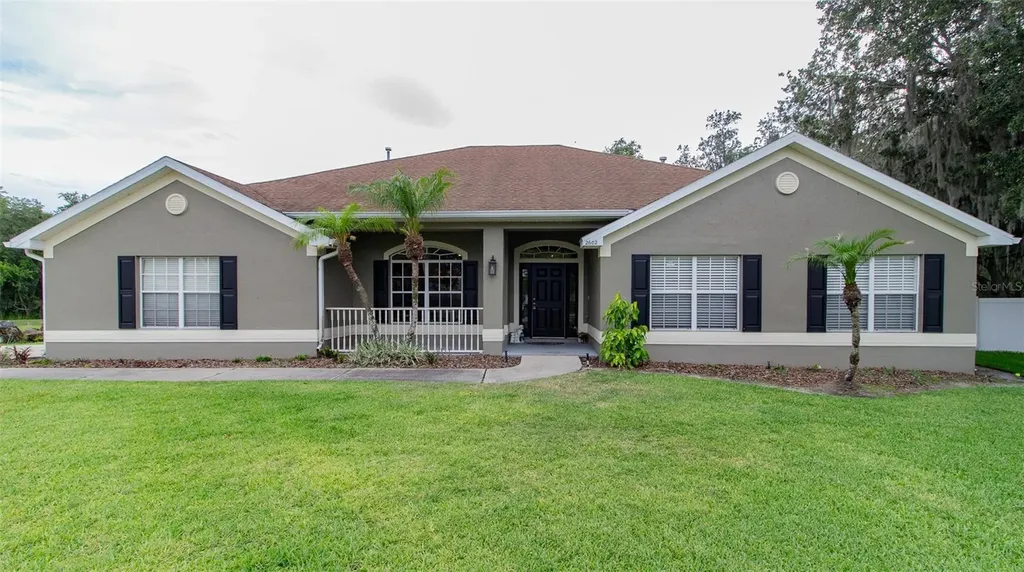 2602 Blackwater Oaks Lane Mulberry FL 33860