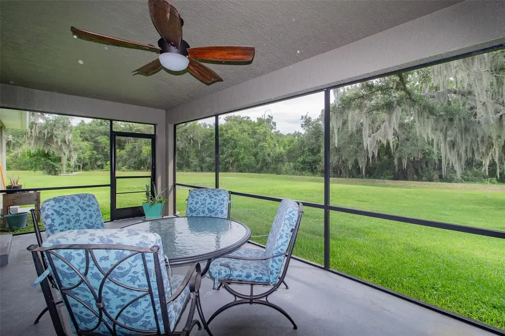2602 Blackwater Oaks Lane Mulberry FL 33860