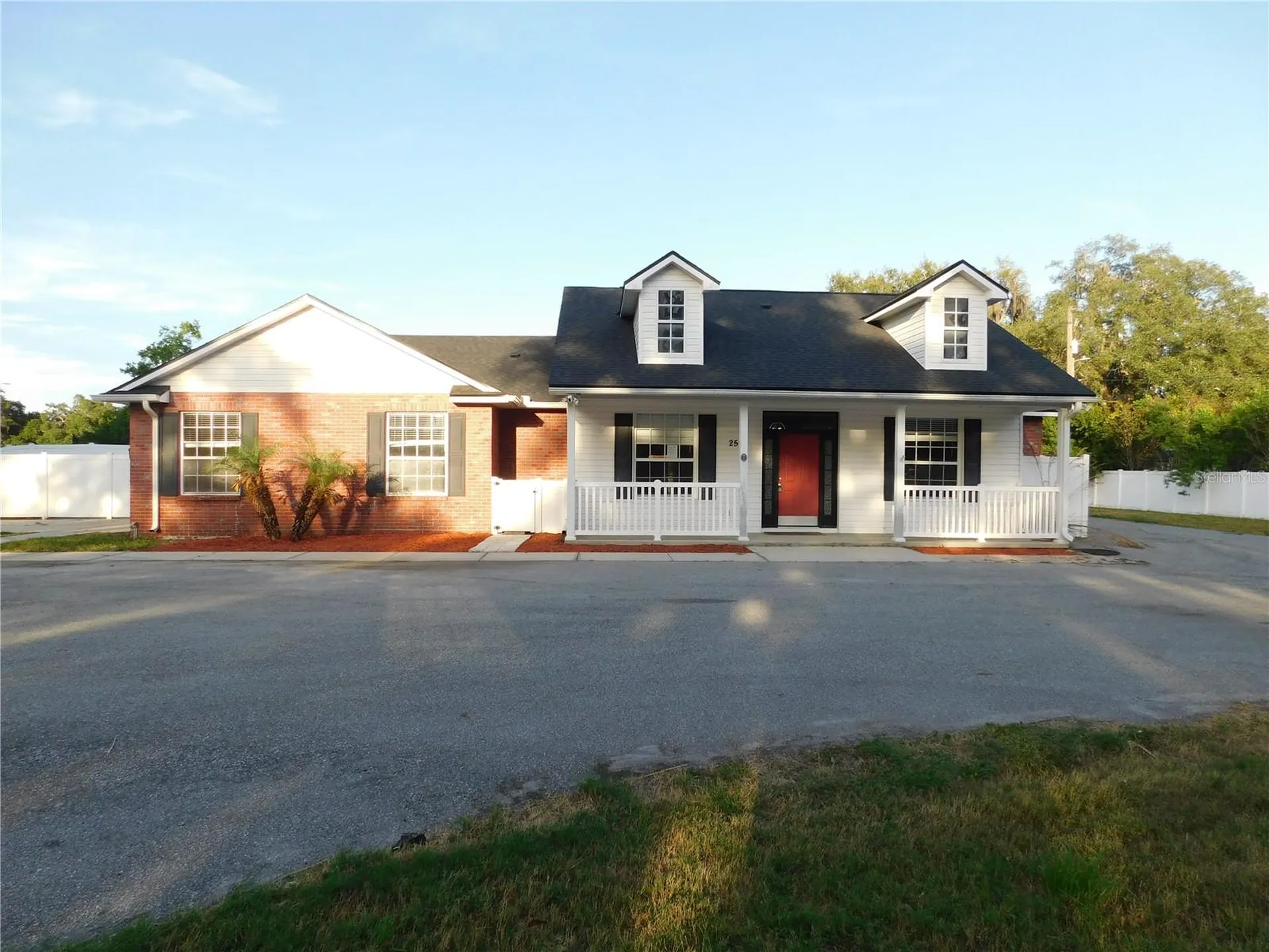 2525 N Valrico Road Seffner FL 33584