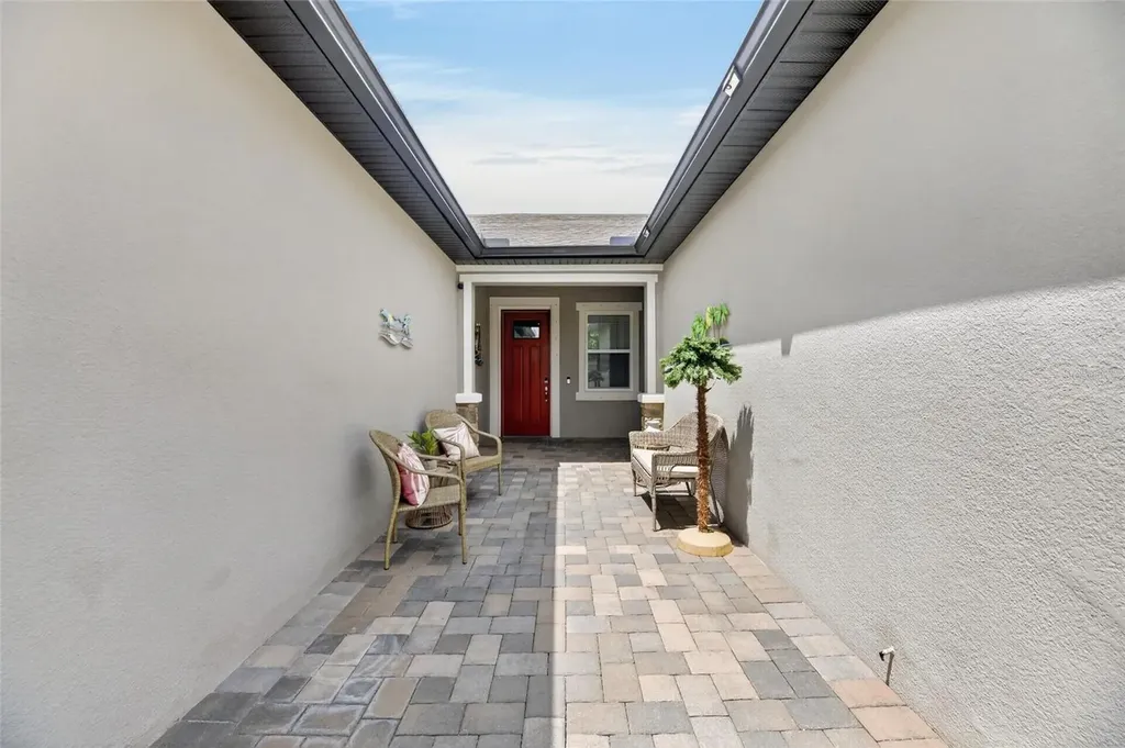 3766 Laughing Dove Avenue Sun City Center FL 33573