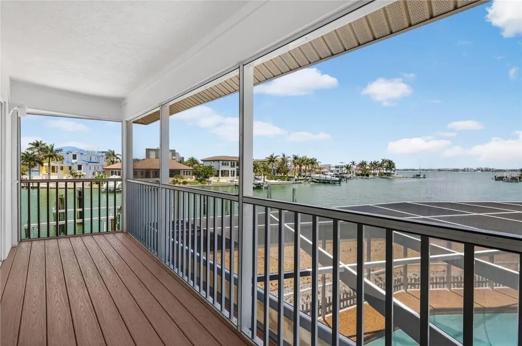 3111 Wedgewood Drive Belleair Beach FL 33786
