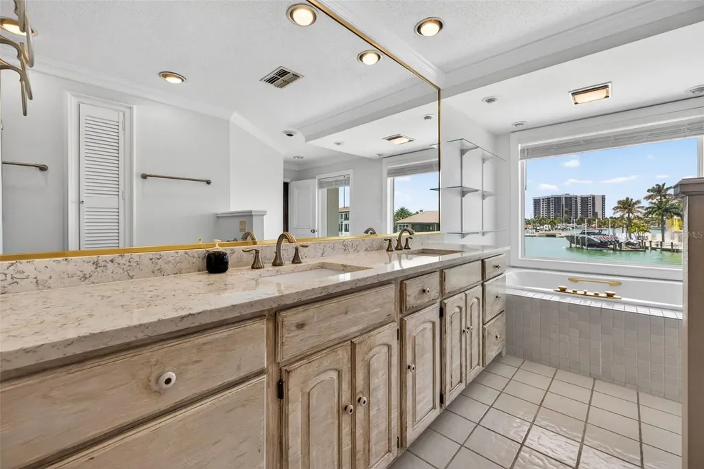3111 Wedgewood Drive Belleair Beach FL 33786