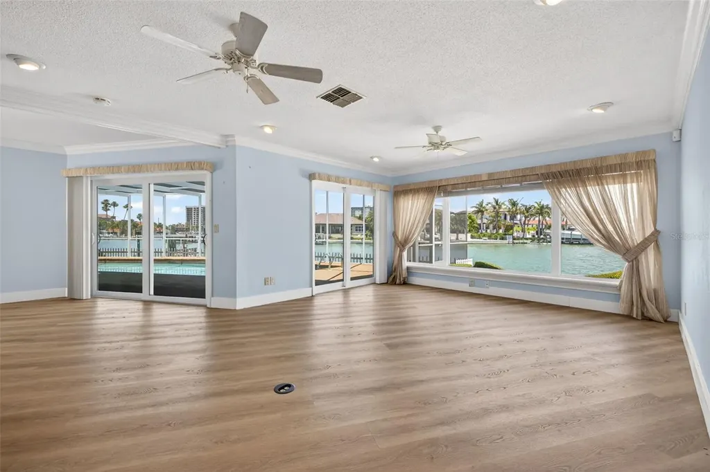 3111 Wedgewood Drive Belleair Beach FL 33786