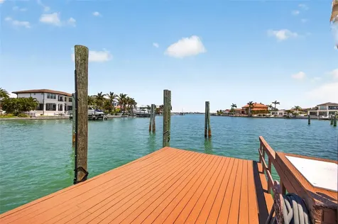 3111 Wedgewood Drive Belleair Beach FL 33786