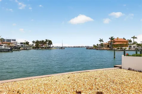 3111 Wedgewood Drive Belleair Beach FL 33786