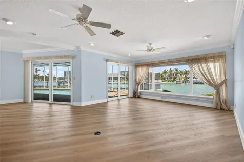 3111 Wedgewood Drive Belleair Beach FL 33786