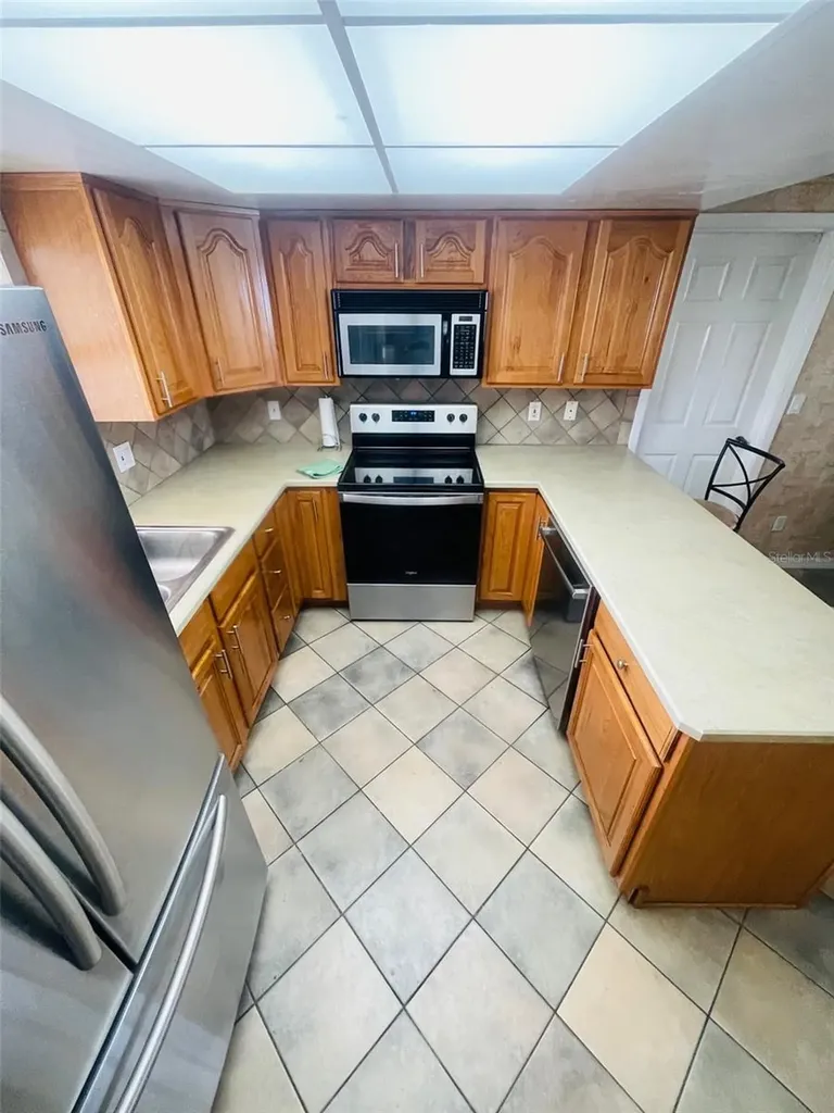 999 Eleanor Avenue Deltona FL 32725