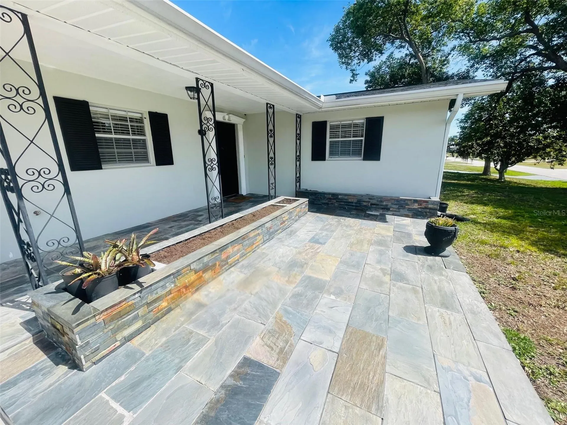999 Eleanor Avenue Deltona FL 32725