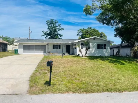 999 Eleanor Avenue Deltona FL 32725