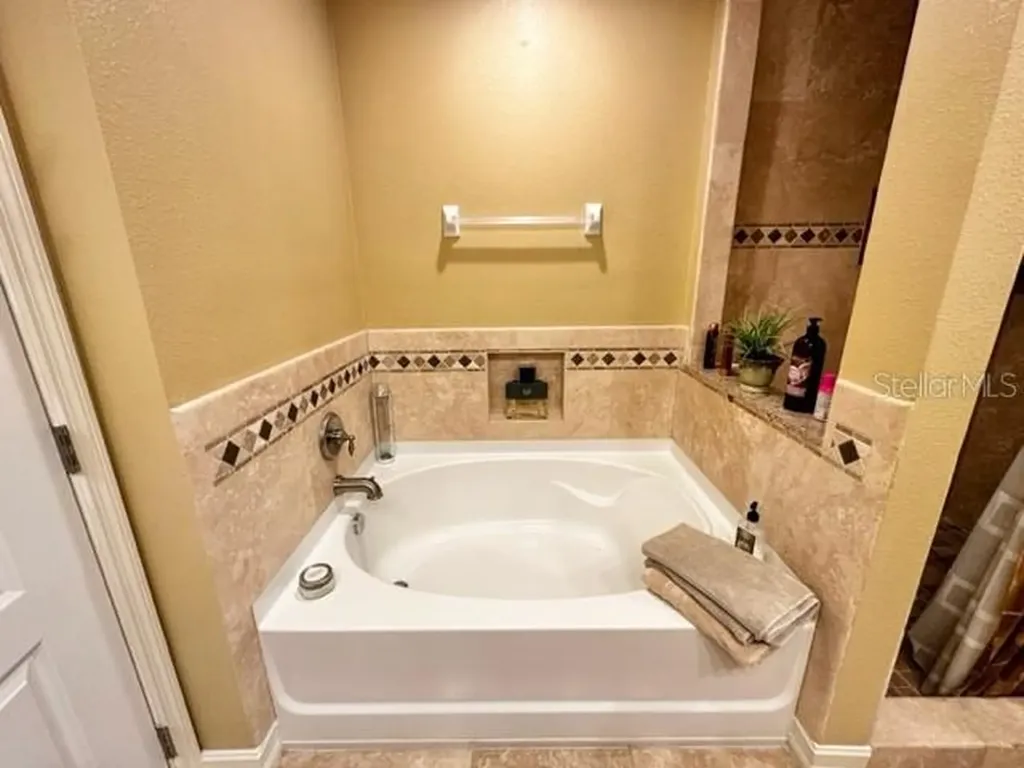 4232 Messina Drive Lake Mary FL 32746