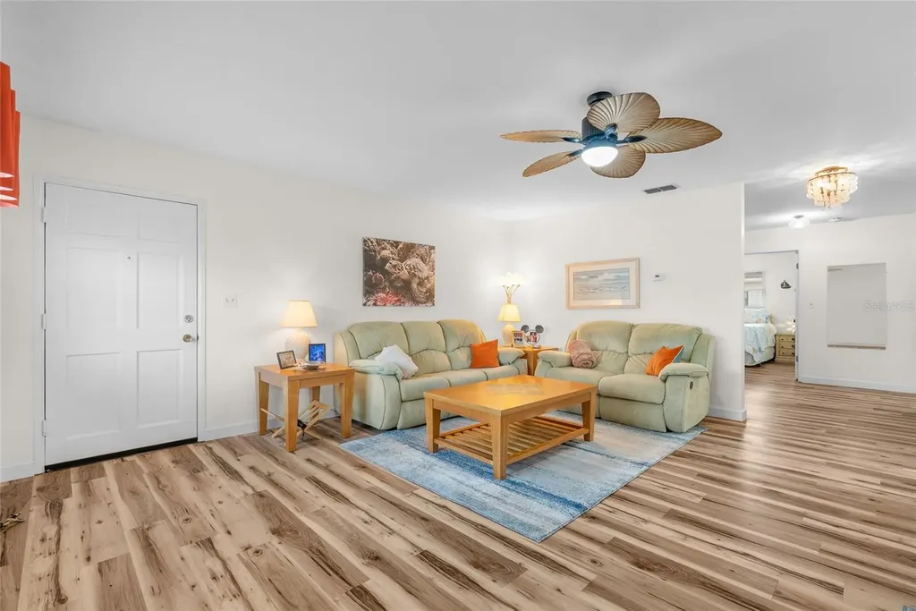 5967 Terrace Park Drive N St Petersburg FL 33709