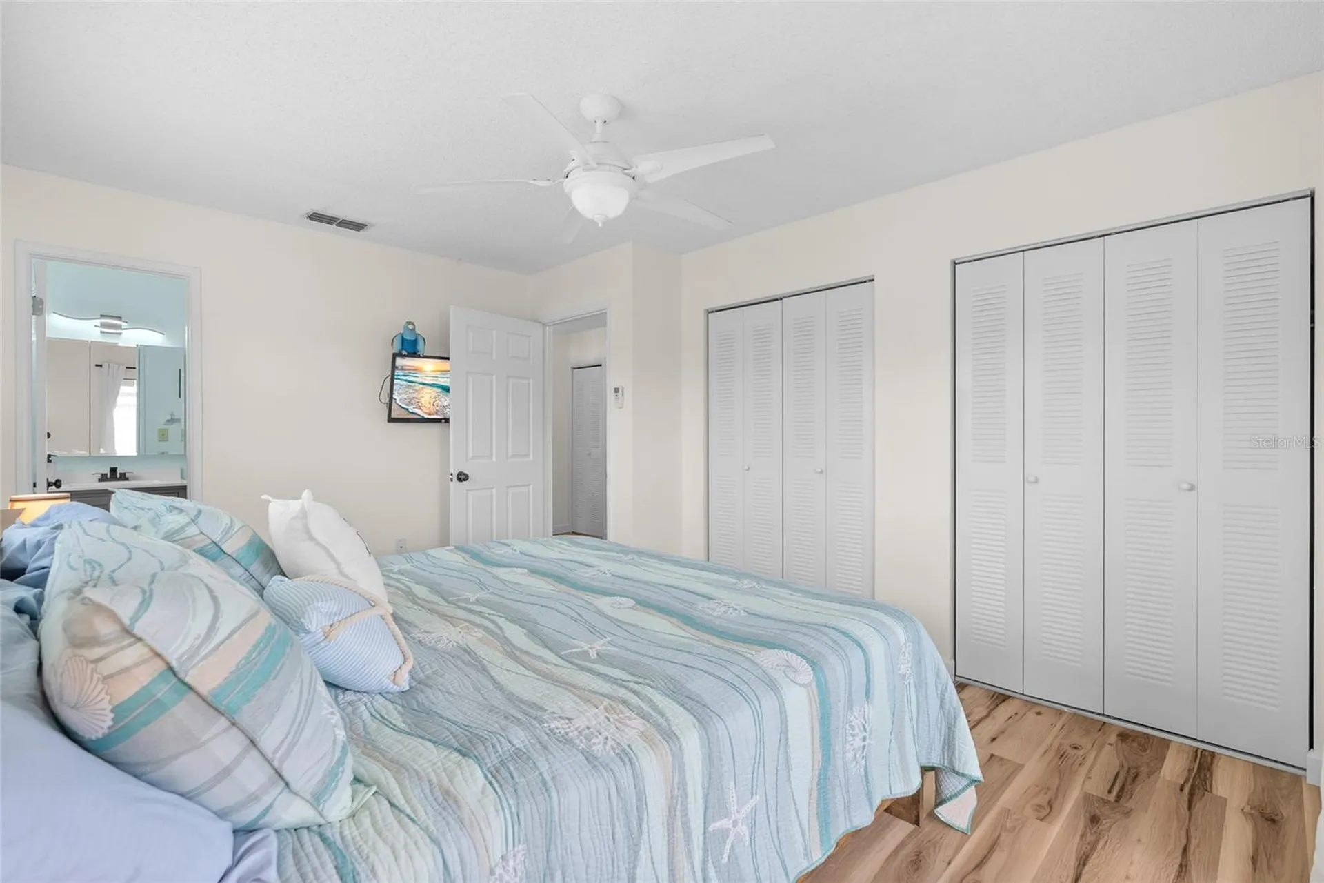5967 Terrace Park Drive N St Petersburg FL 33709