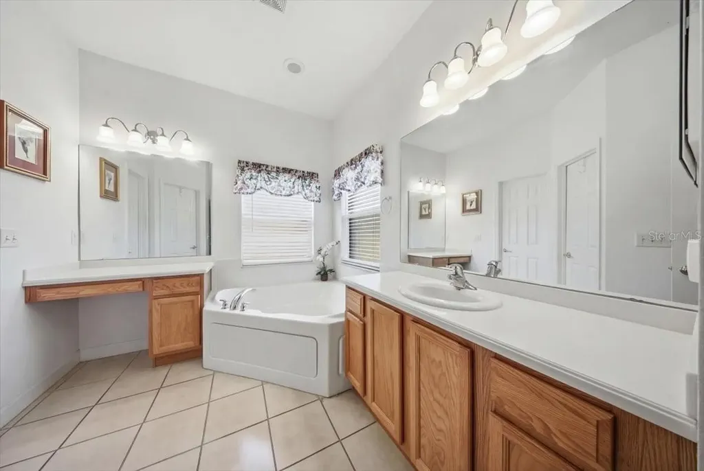 532 Genoa Drive Kissimmee FL 34759
