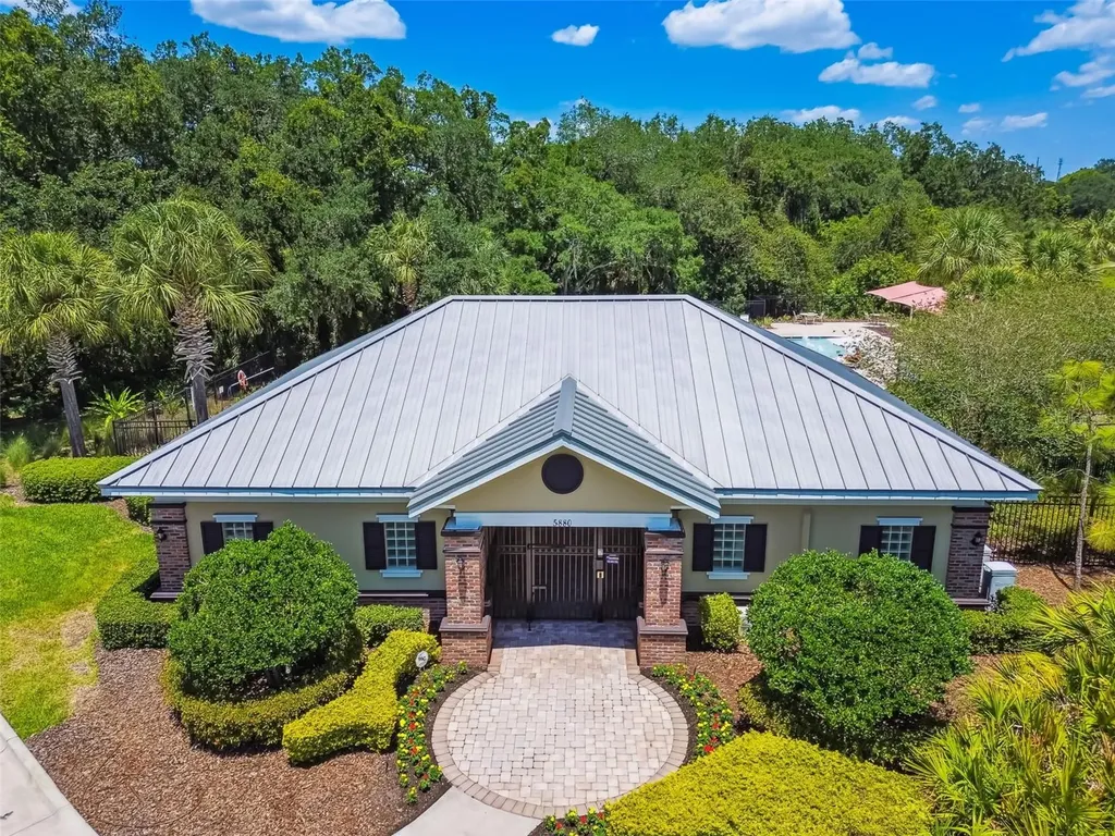 4768 White Sanderling Court Tampa FL 33619