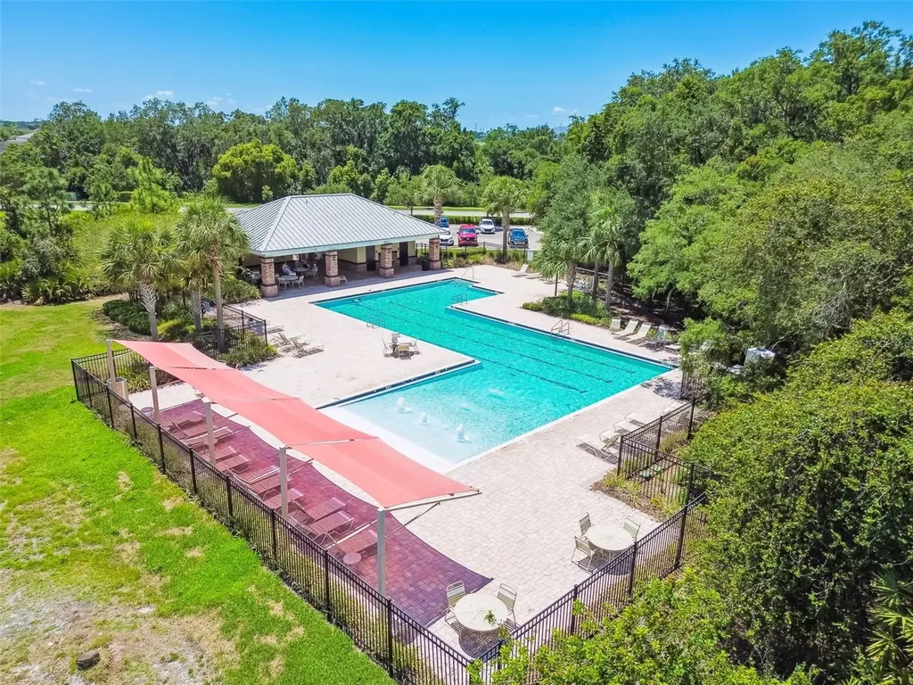 4768 White Sanderling Court Tampa FL 33619